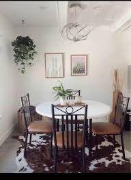 wood white round table w chairs for