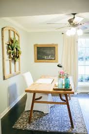 What kind of furniture does joanna gaines use? Favorite Window Treatments Of Interior Design Power Couples Strickland S Blinds Shades Shutters