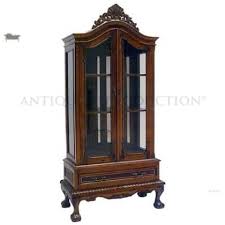pendale glass display cabinet 2