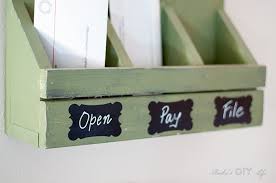 Easy Diy Wall Mail Organizer No Power