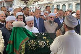 İsmailağa Cemaati lideri Mahmut Efendi'ye veda... Başkan Erdoğan cenaze  törenine katıldı