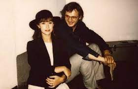 Helen mirren & liam neeson get together again, decades after they dated! Nit Helen Mirren E Liam Neeson Facebook