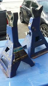 2 x kobalt 3 ton jack stands