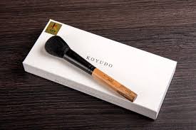 ano makeup brushes made with