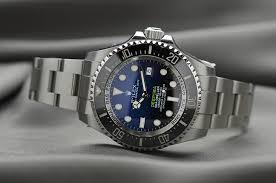 status symbols does wearing a rolex