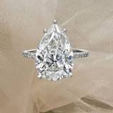 are-pear-diamonds-timeless