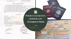 vietnam police check for foreigners