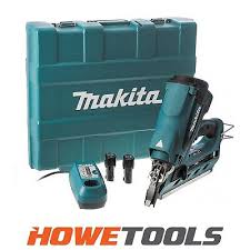 makita gn900se first fix gas nailer 7 2