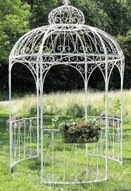 Beautiful Ornate Round Metal Garden