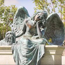 weeping angel statues