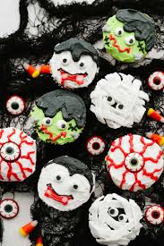 easy and cute halloween cupcakes the