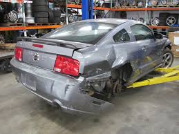 2006 ford mustang gt auto for parts