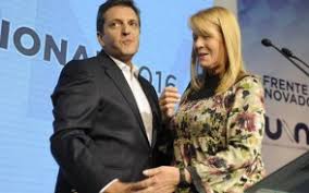 Resultado de imagen para foto de sergio massa con cara de idiota