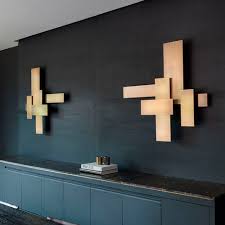 Contemporary Wall Light Tymphe