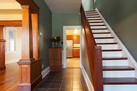 tips for choosing your hardwood stairs