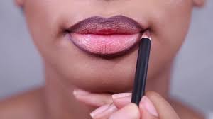 gloss lip liner application you