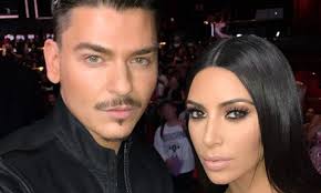 watch kim kardashian s makeup artist