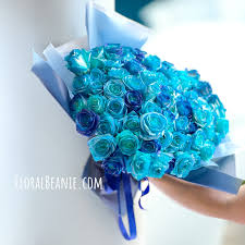 99 blue rose bouquet 1 flower