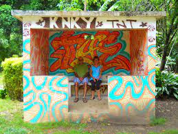 Nouvelle-Calédonie : Abri bus KNKY, entre Poindimié et Tou… | Flickr