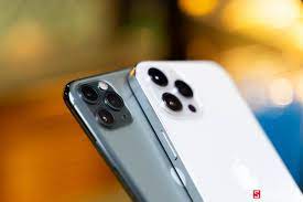 Apple cảnh báo rằng camera trên iPhone có thể bị hỏng vì rung động từ động  cơ xe máy