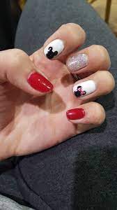 Minnie & Mickey Mouse | Mickey mouse nail art, Disney nails, Mickey mouse  nails