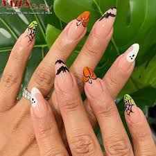 trendy halloween nail designs for 2023