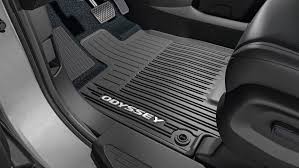 choosing all weather floor mats for the