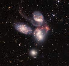 Las nuevas imágenes del Telescopio James Webb muestran un universo inédito