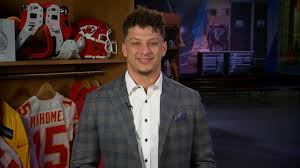 Mahomes proposed to longtime girlfriend brittany matthews mahomes, who signed a contract extension worth more than $500 million this offseason, and his teammates received rings with engraved markings of. Nfl Star Patrick Mahomes Announces Engagement To High School Sweetheart Brittany Matthews And The Ring Is Stunning Abc News