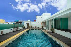 Holiday inn resort phuket is an oasis in the middle of patong and is within walking distance to shopping, restaurants and nightlife and just steps away from the beach. Icheck Inn Central Patong Phuket Agoda Com