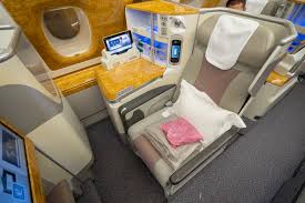 review emirates a380 business cl