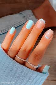 blue nails for a refreshing manicure