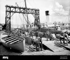 docks new orleans usa fotos und