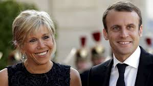 Brigitte trogneux eşinin soyadını almadı; Emmanuel Macron Als Prasidentschaftskandidat In Frankreich Revolution Der Spiegel