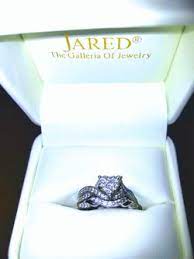 jareds 14kwhite gold heart enement