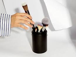 how dirty makeup brushes can affect