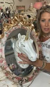 Unicorn In The Looking Glass Royale