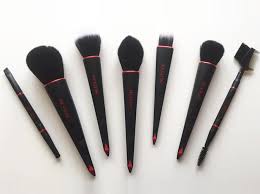 revlon make up brush collection 2016