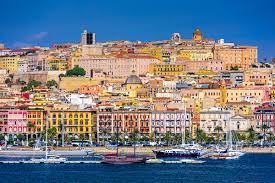An ancient city with a long history, cagliari has seen the rule of . Sardinien Cagliari Sardiniens Gelassene Hauptstadt