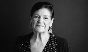 Morreu a fadista e atriz Anita Guerreiro - SIC Notícias