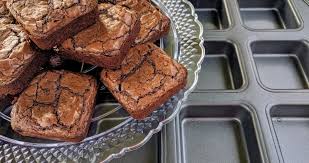 pered chef brownie pan review