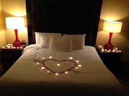 how to decorate romantic hotel room