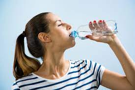 how much water to drink per day to lose weight