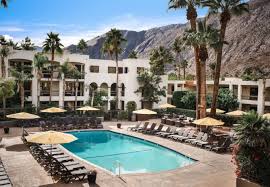 the best hotels in palm springs area