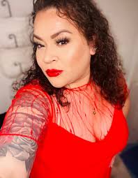 meet liz lopez makeup artist brand