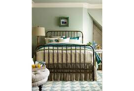 Discover paula deen bedroom furniture sets to create a chic oasis in your master suite. Paula Deen By Universal River House Queen Bedroom Group Story Lee Furniture Bedroom Groups