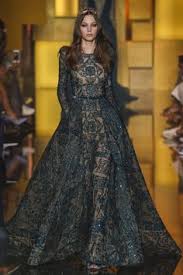 Résultat de recherche d'images pour "défilé de mode haute couture 2014 robe  noir"