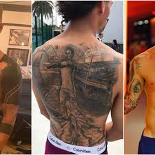 Memphis) was born in moordrecht, nederland. Footballers With Unusual Tattoos Including Messi Neymar Ramos Givemesport