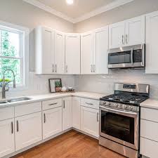 Our selection of white cabinetry includes 6 different door style/color options to choose from. White Shaker Cabinets Discount Trendy In Queens Ny Kitchen Cabinet Makers Kitchen Design Kitchen Cabinets