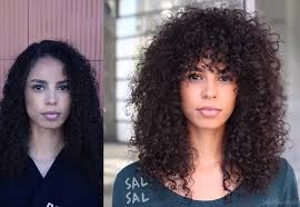 Can curly hairstyles have bangs? Curly Bangs 15 Hottest Examples For 2021
